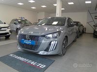 Usata Peugeot 208 GT 101 CV (74 kW) 2024 Grigio Utilitaria