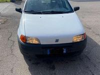 Usata Fiat Punto 63 CV (46 kW) 1999 Bianco Berlina