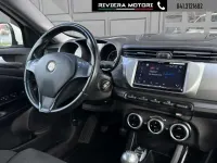 Usata Alfa Romeo Giulietta Distinctive 140 CV (102 kW) 2012 Bianco Utilitaria