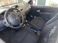 Usata Renault Clio II 2011 Bianco Berlina