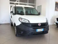 Usata Fiat Doblò Lounge 105 CV (77 kW) 2021 Bianco Monovolume