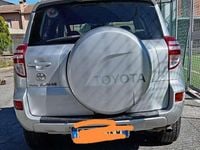 Usata Toyota RAV4 150 CV (110 kW) 2009 Argento SUV