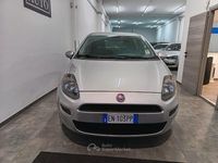 Usata Fiat Punto S 95 CV (69 kW) 2012 Gray Utilitaria