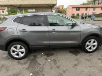 Usata Nissan Qashqai 131 CV (96 kW) 2017 Grigio SUV