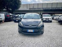 Usata Ford Fiesta Titanium 82 CV (60 kW) 2010 Nero Utilitaria