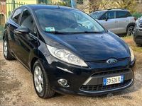 Usata Ford Fiesta 82 CV (60 kW) 2010 Nero Utilitaria