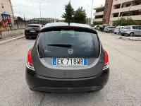 Usata Lancia Ypsilon 95 CV (69 kW) 2012 Nero Utilitaria