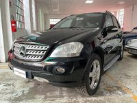 Usata Mercedes ML320 Chrome 224 CV (164 kW) 2007 Nero SUV
