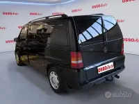 Usata Mercedes Vito 122 CV (89 kW) 1999 Nero Furgone