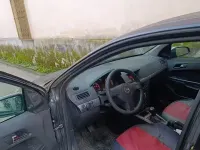 Usata Opel Astra 101 CV (74 kW) 2007 Nero Utilitaria