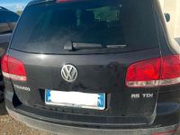 Usata VW Touareg 174 CV (127 kW) 2003 Nero SUV