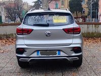 Usata MG ZS Luxury 106 CV (77 kW) 2023 Argento SUV
