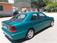 Usata Mercedes 190 192 CV (141 kW) 1999 Verde Berlina
