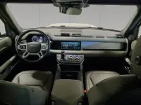 Usata Land Rover Defender SE 200 CV (147 kW) 2023 Pangea green SUV
