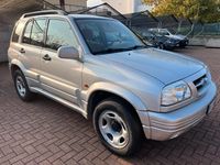 Usata Suzuki Grand Vitara 127 CV (93 kW) 1999 Argento SUV