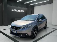 Usata Peugeot 2008 Allure 102 CV (75 kW) 2019 Argento SUV