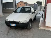 Usata Fiat Strada 63 CV (46 kW) 2001 Pick-up