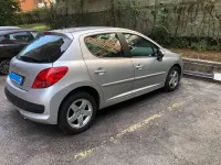 Usata Peugeot 207 95 CV (69 kW) 2009 Argento Berlina