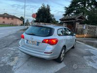 Usata Opel Astra 110 CV (80 kW) 2011 Grigio Station wagon