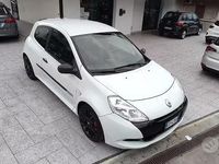 Usata Renault Clio R.S. R.S. 203 CV (149 kW) 2010 Bianco Utilitaria