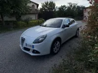 Usata Alfa Romeo Giulietta Distinctive 105 CV (77 kW) 2010 Bianco Utilitaria