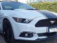 Usata Ford Mustang Convertible 317 CV (233 kW) 2015 Cabrio