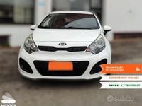 Usata Kia Rio EX 89 CV (65 kW) 2012 Bianco Utilitaria
