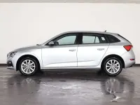 Usata Skoda Scala Ambition 110 CV (80 kW) 2022 Argento brillante Utilitaria
