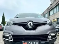 Usata Renault Captur Zen 90 CV (66 kW) 2016 Grigio SUV