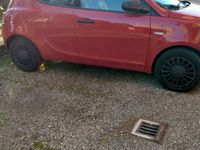 Usata Lancia Ypsilon 70 CV (51 kW) 2024 Rosso Utilitaria