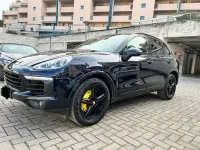 Usata Porsche Cayenne 262 CV (192 kW) 2016 Blu/azzurro SUV