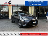 Usata Toyota Yaris Hybrid Active 73 CV (53 kW) 2018 Grigio Berlina