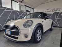 Begagnad Mini ONE 75 HK (55 kW) 2017 Beige Halvkombi