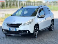 Usata Peugeot 2008 99 CV (72 kW) 2016 Bianco SUV