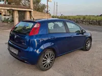 Usata Fiat Grande Punto 65 CV (47 kW) 2009 Bluazzurro Utilitaria