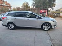 Usata Ford Focus Titanium 120 CV (88 kW) 2015 Grigio Station wagon