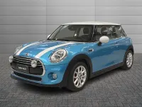 Usata Mini Cooper D 116 CV (85 kW) 2017 Azzurro Utilitaria