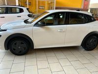 Nuova Lancia Ypsilon 100 CV (73 kW) 2025 Bianco(met.) Utilitaria