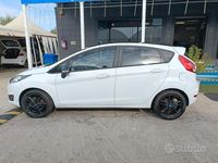 Usata Ford Fiesta Titanium 95 CV (69 kW) 2016 Bianco Utilitaria