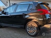 Usata Peugeot 2008 Active 68 CV (50 kW) 2014 Nero SUV
