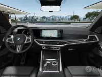 Nuova BMW X5 M M Sport 530 CV (389 kW) 2026 Bluazzurro SUV