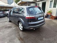 Usata Ford S-MAX Titanium 140 CV (102 kW) 2009 Grigio Monovolume