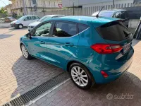 Usata Ford Fiesta Titanium 85 CV (62 kW) 2018 Bluazzurro Utilitaria