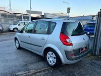 Usata Renault Scénic II 106 CV (77 kW) 2006 Grigio Monovolume