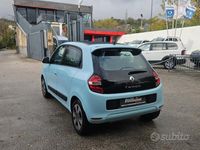 Usata Renault Twingo SE 69 CV (50 kW) 2015 Blu Utilitaria