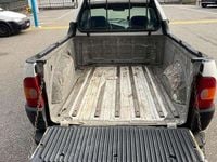 Usata Fiat Strada 63 CV (46 kW) 2001 Bianco Pick-up