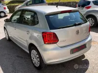 Usata VW Polo Comfortline 75 CV (55 kW) 2013 Grigio Utilitaria
