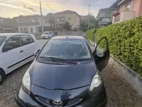 Usata Toyota Aygo 68 CV (50 kW) 2006 Nero Utilitaria
