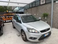 Usata Ford Focus 109 CV (80 kW) 2010 Grigio Station wagon