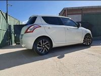 Begagnad Suzuki Swift 94 HK (69 kW) 2011 Vit Halvkombi